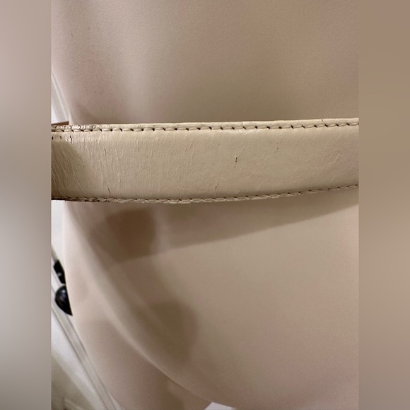 Liz Claiborne Size M Cream Leather Silver Gold Two Toned Belt Style No. 24094 - Picture 3 of 12